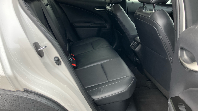 Lexus UX 250h E4 2.0 5dr CVT [Premium Plus/Sunroof] Hybrid Hatchback